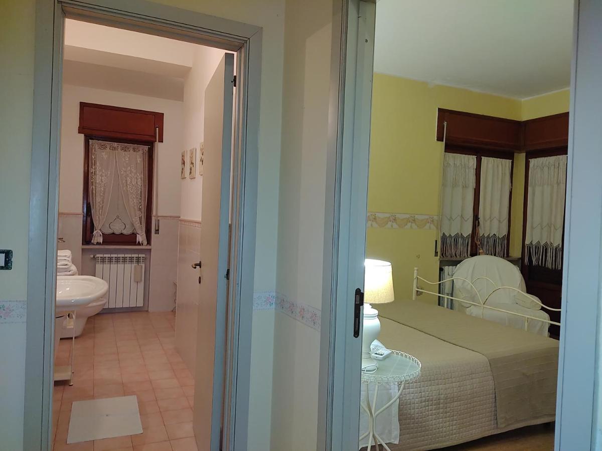 Tollo Villa Carol Appartamento E B&B מראה חיצוני תמונה