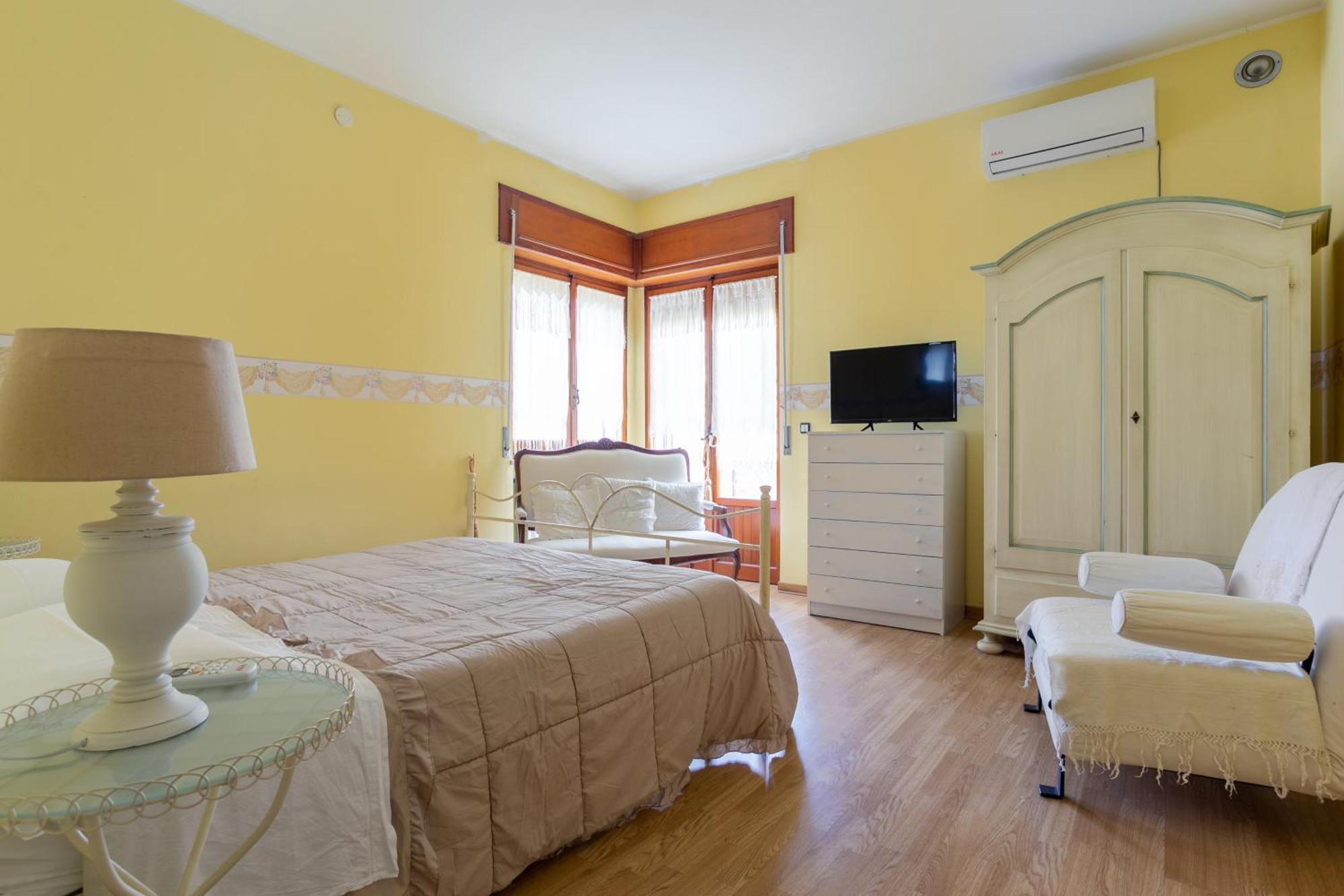 Tollo Villa Carol Appartamento E B&B מראה חיצוני תמונה