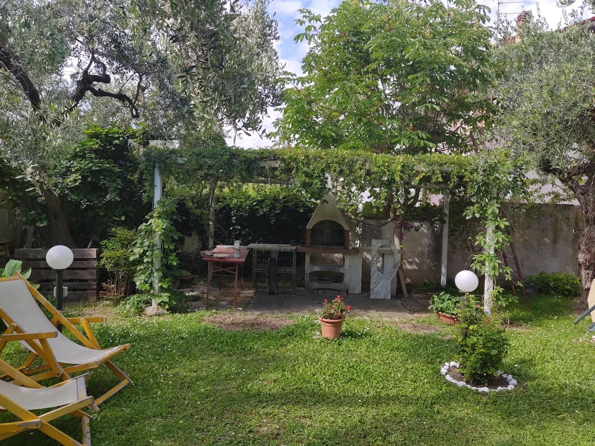 Tollo Villa Carol Appartamento E B&B מראה חיצוני תמונה