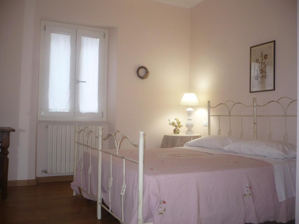Tollo Villa Carol Appartamento E B&B מראה חיצוני תמונה